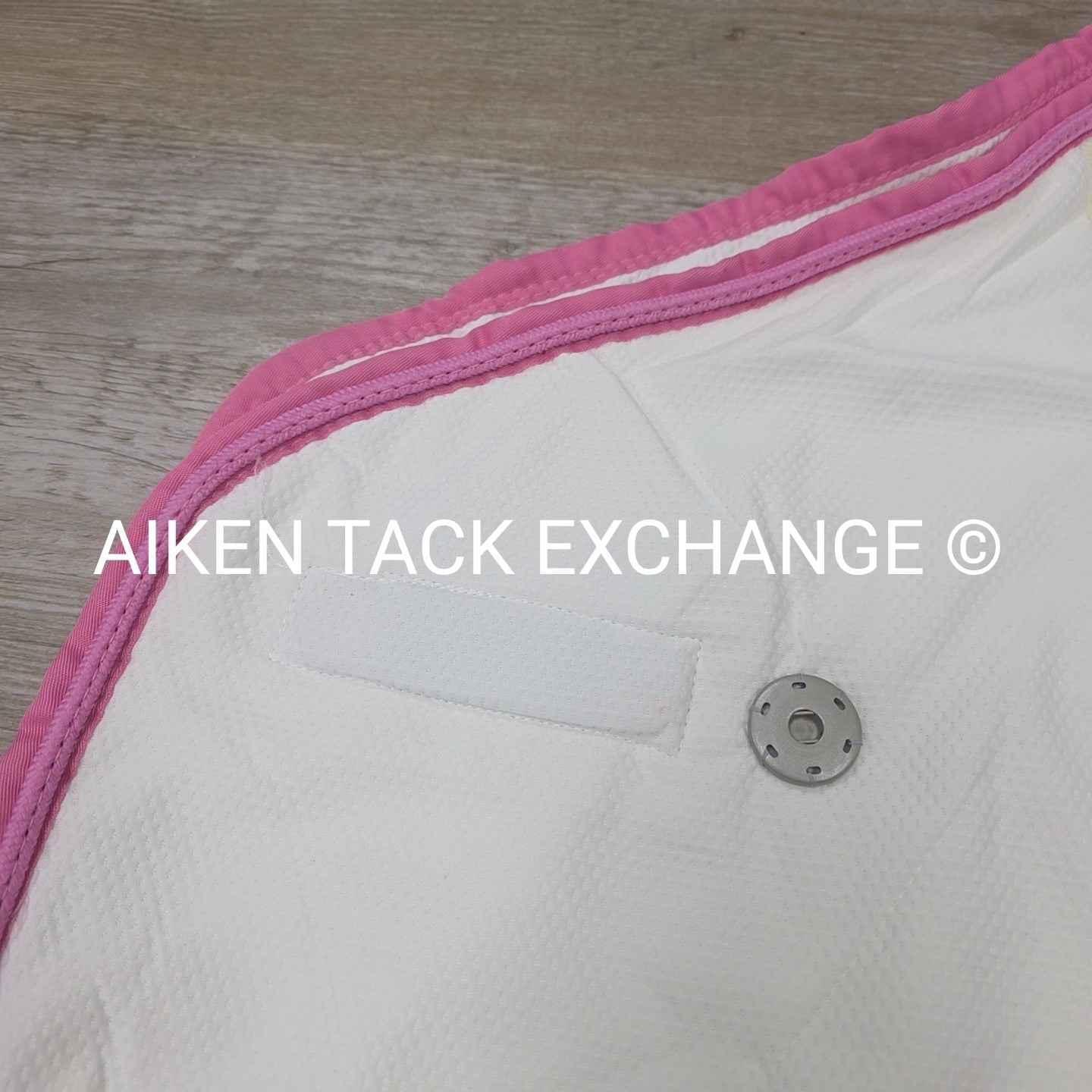 Fenwick Equestrian Pop Star Dress Sheet Sporty Cooler, 68"