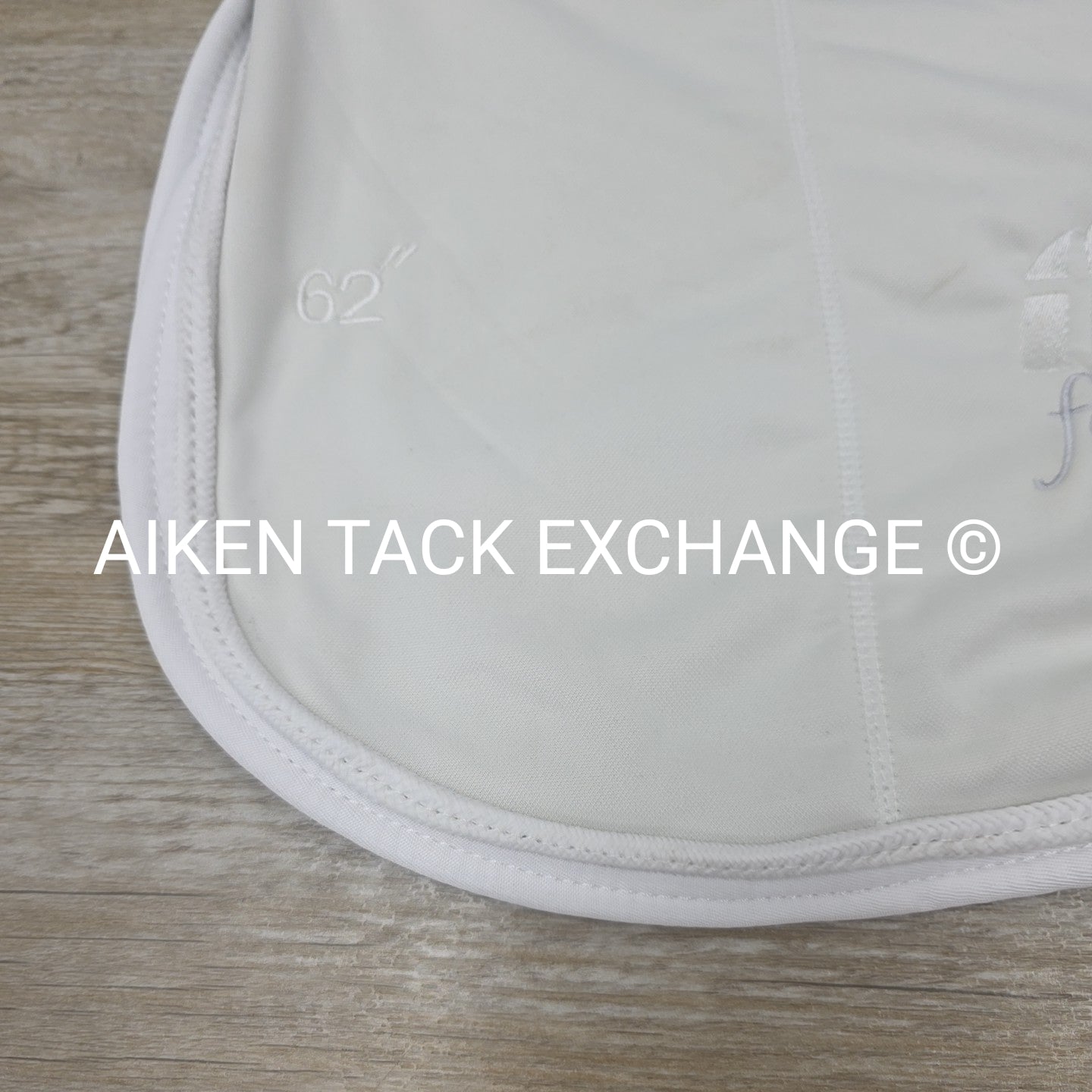 Fenwick Equestrian Therapeutic Bamboo Cooler, White (has marks), 62"