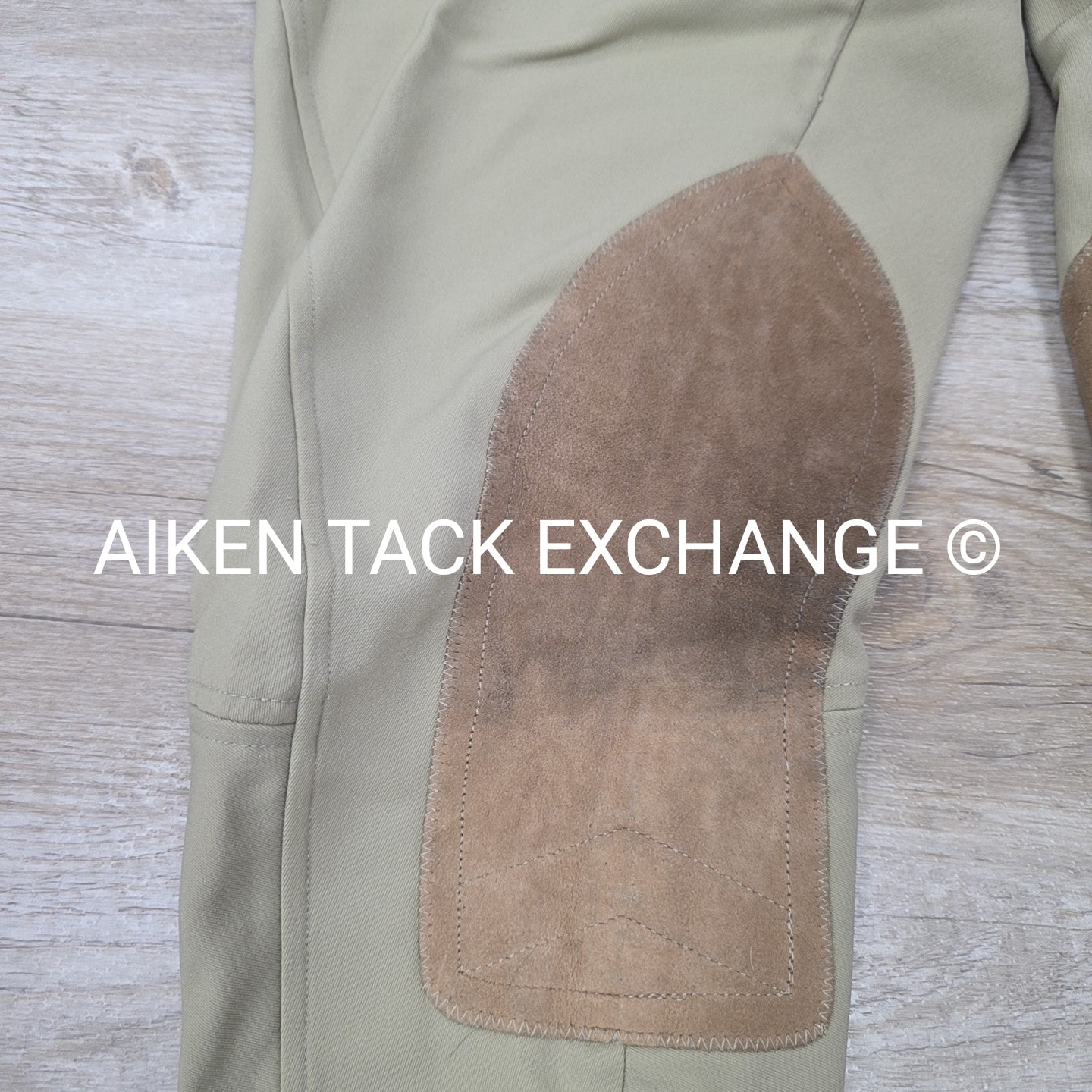 Tailored Sportsman Supreme Hunter Knee Patch Breeches, Size 34 L