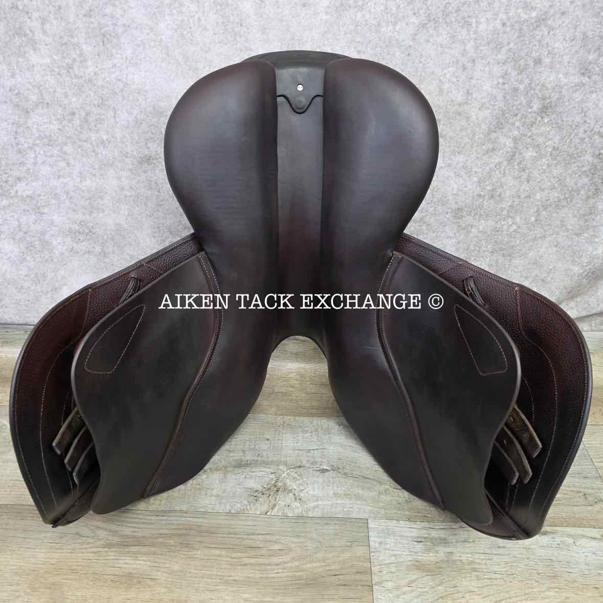 2021 CWD SE02 Close Contact Jump Saddle, 18" Seat, 3C Flap, Medium Tree, Foam Panels, Full Buffalo Leather