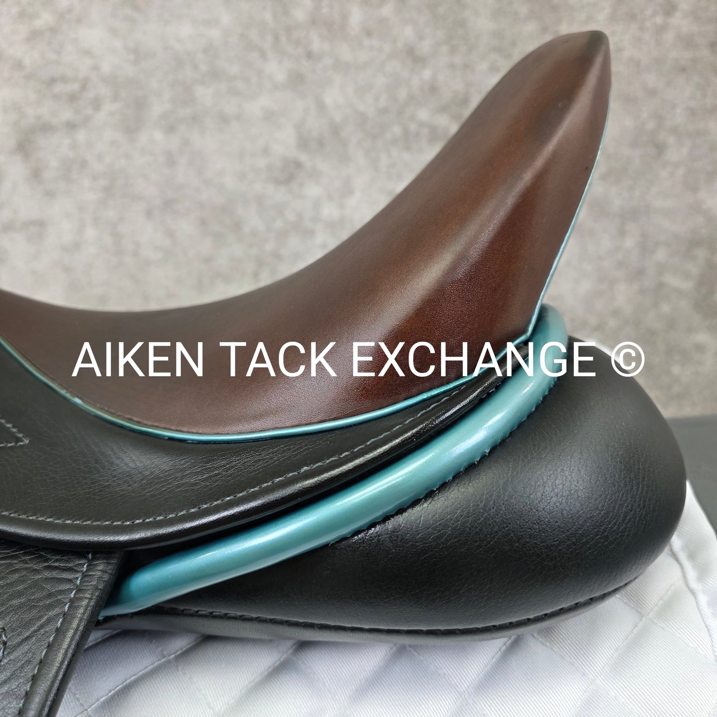 2019 Trilogy Allegiance Monoflap Dressage Saddle, 18" Seat, Medium Wide Tree, Wool Flocked Panels