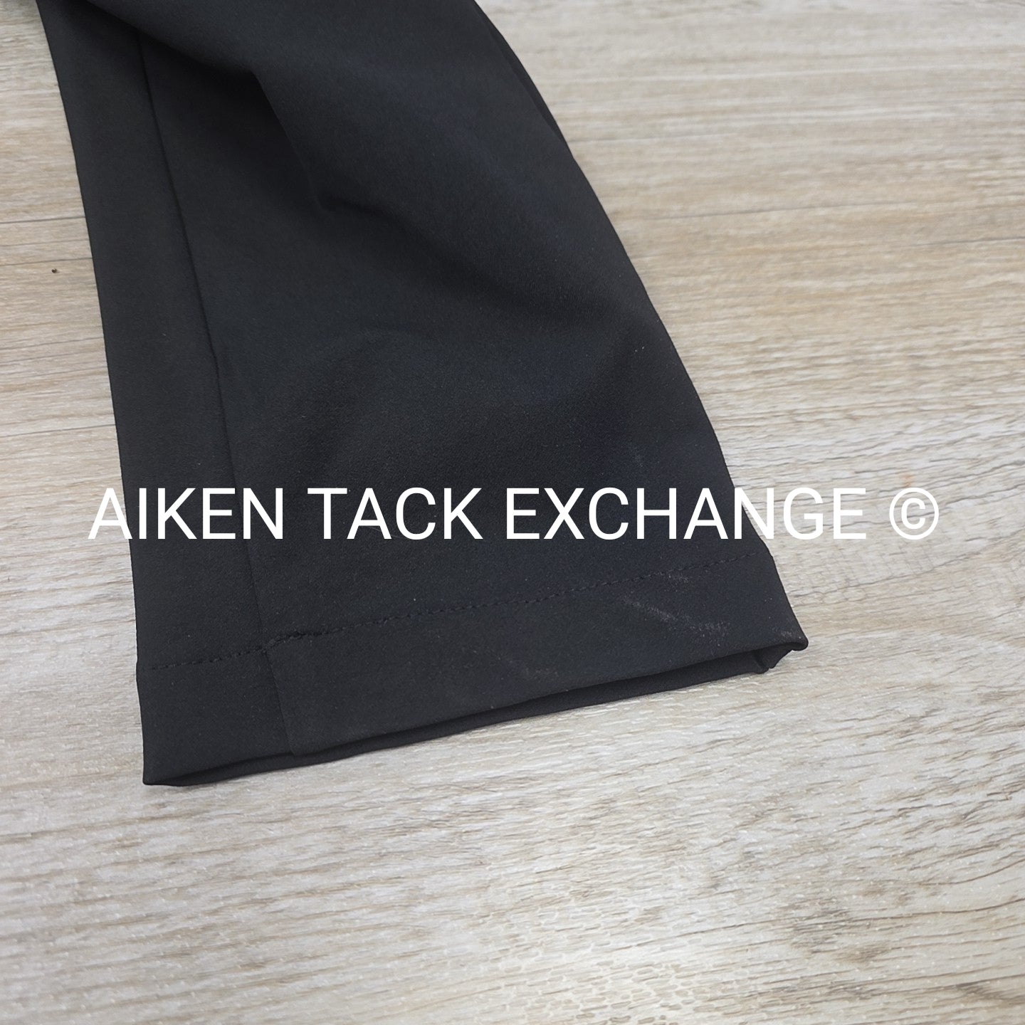 TuffRider Raleigh Show Coat, Size Medium
