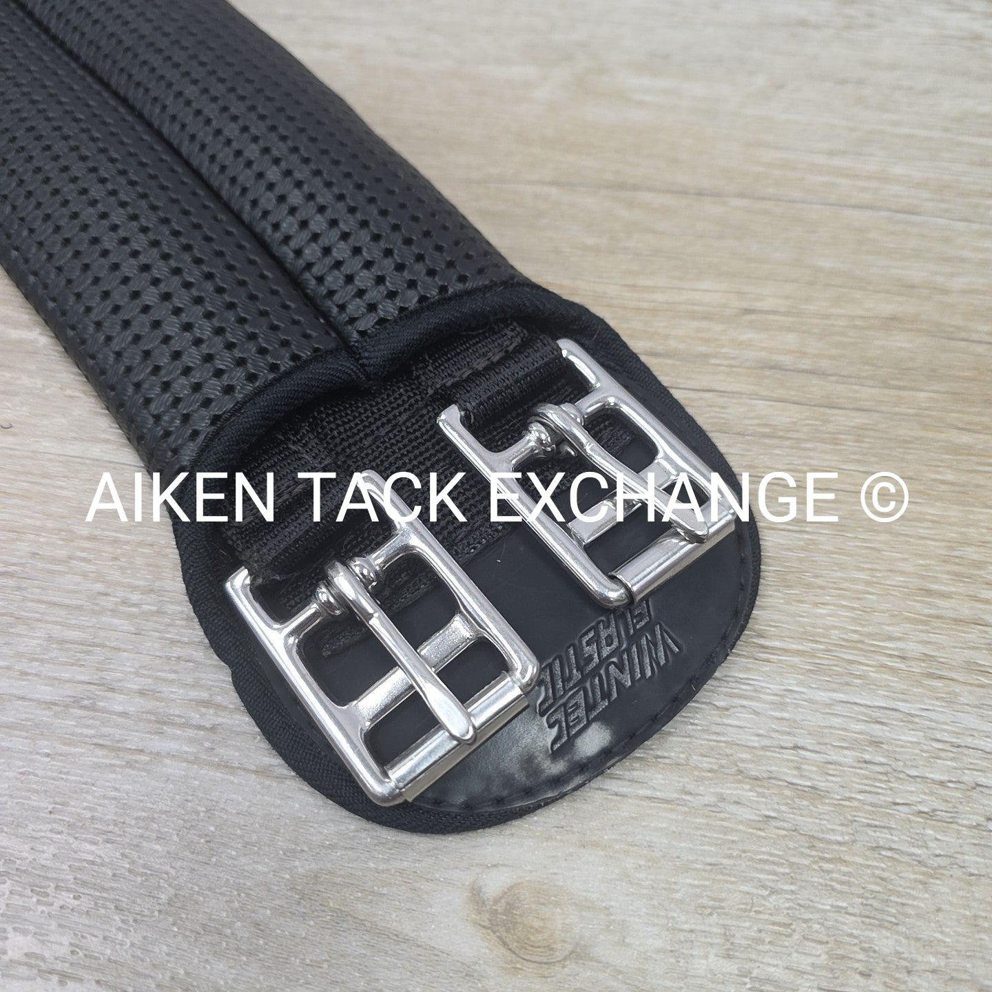 Wintec Short Girth, Black, 26"