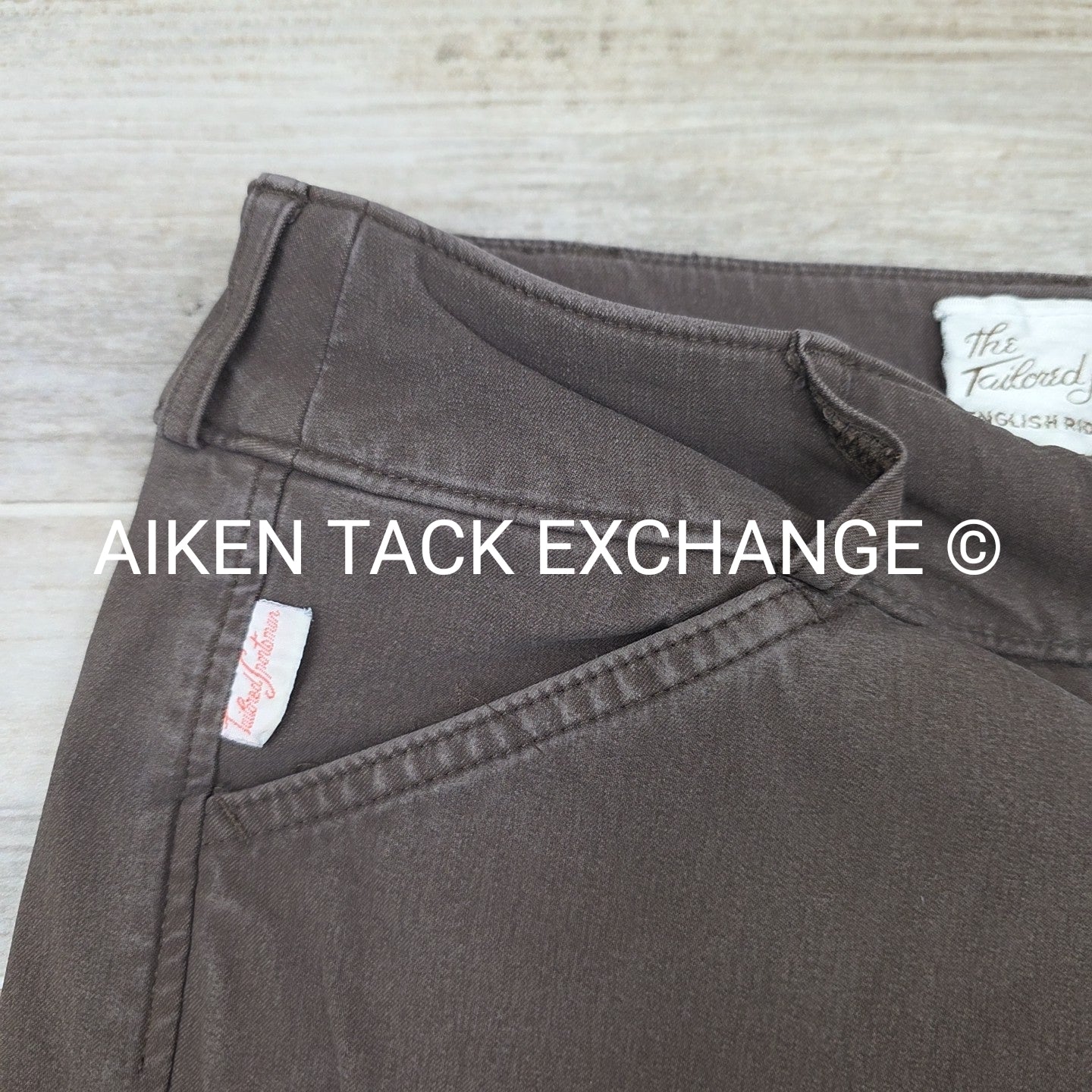 Tailored Sportsman Trophy Hunter Knee Patch Breeches, Size 28 R