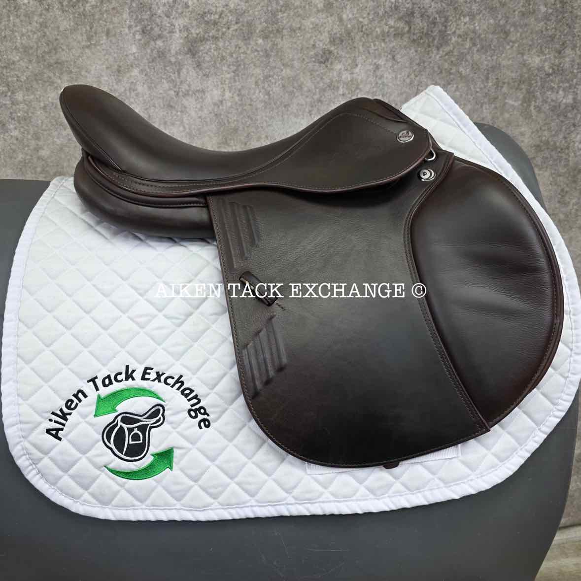 **SOLD** 2020 Prestige Synchrony CPS Jump Saddle, 17" Seat, 34 Tree - MW, Wool Flocked Panels