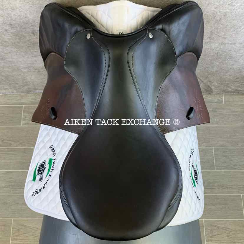 2018 Voltaire Palm Beach Close Contact Jump Saddle, 19" Seat, 4AAAR Flap, Medium Tree, PRO Panels