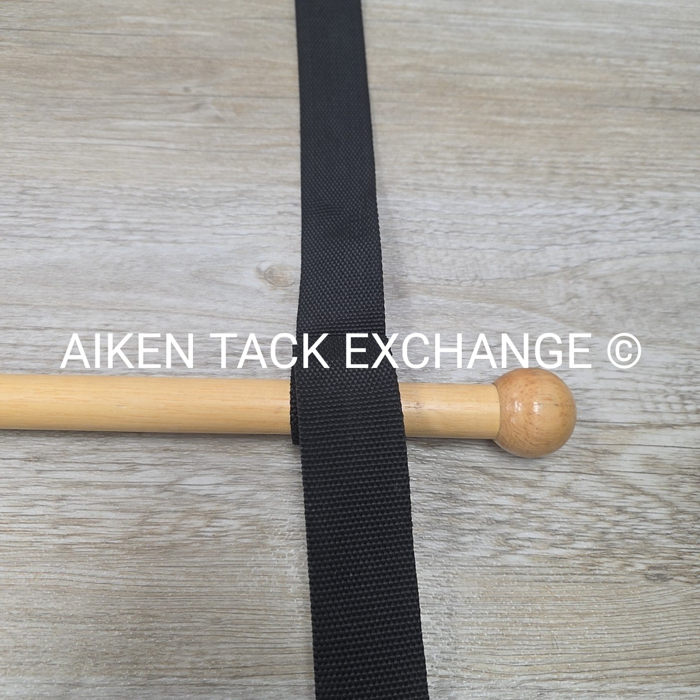 Hanging Wood Blanket Bar