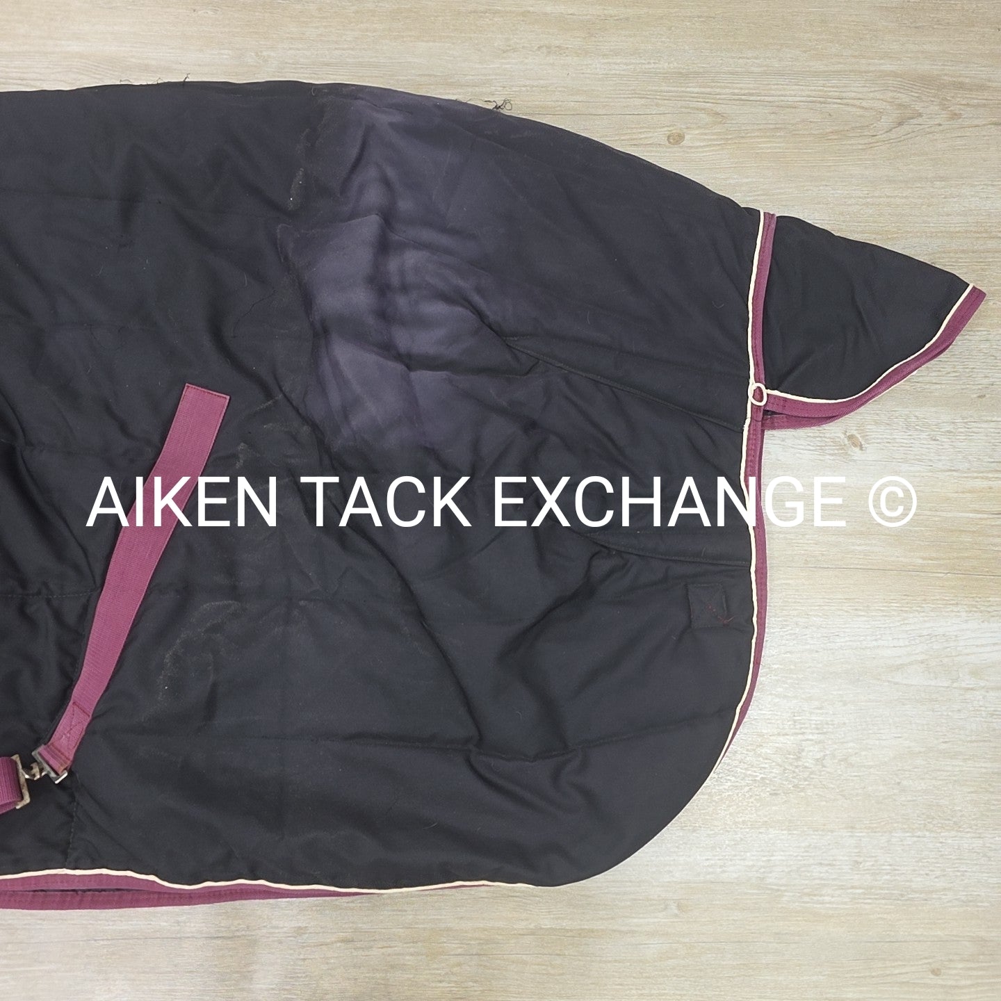 Dover Rider's International Medium Weight Turnout Blanket, Size 81"