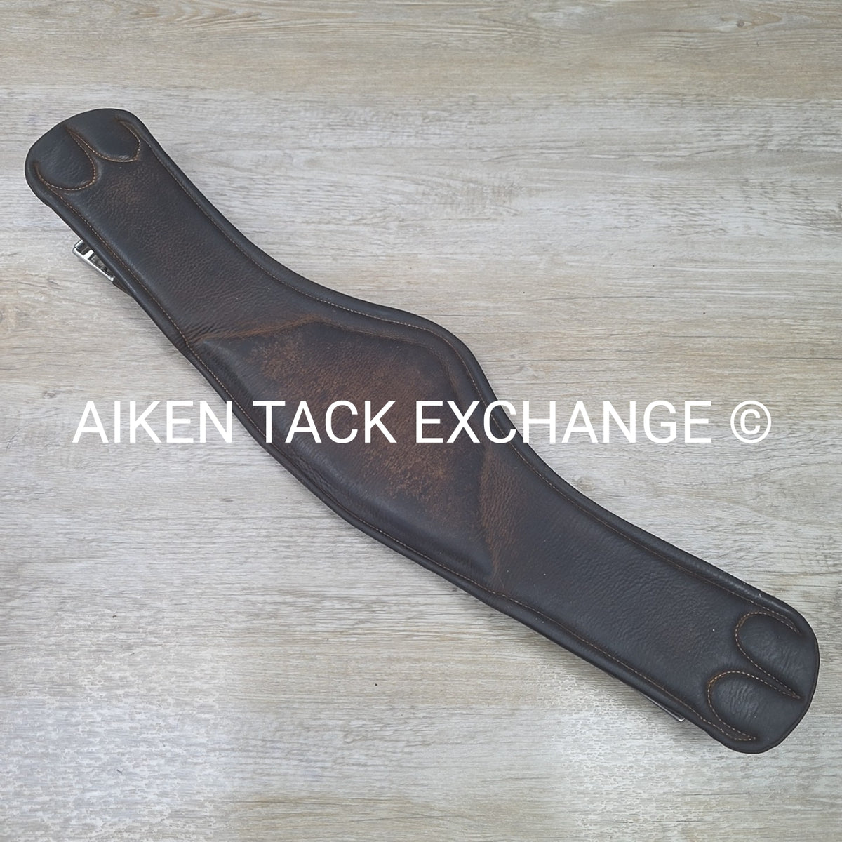 Devoucoux V-Strap Girth, Brown, 24" (has blemishes)