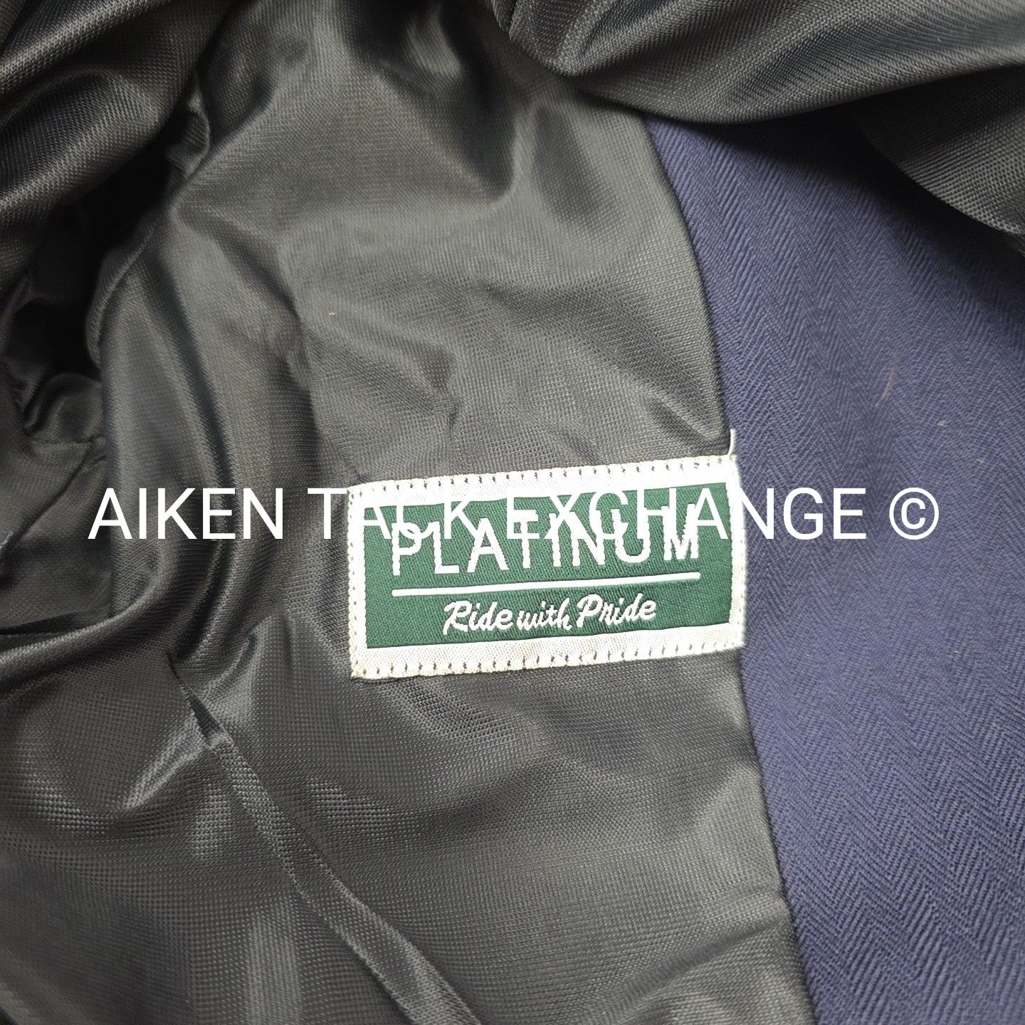 Platinum Show Coat, Size 10