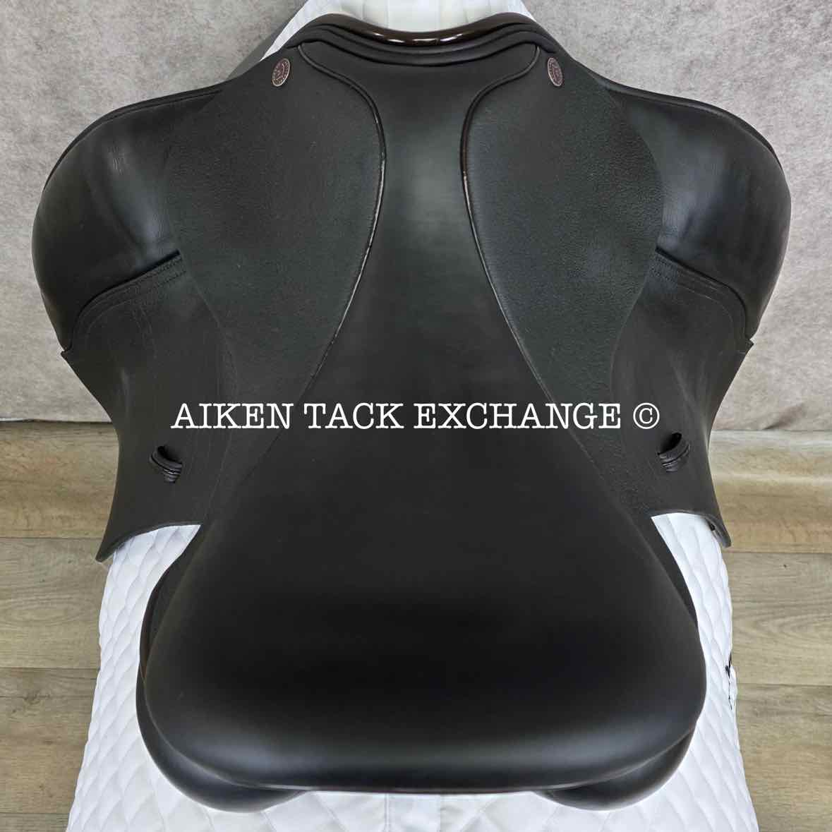 **SOLD** Dresch Phoenix Dressage Saddle, 18" Seat, Short Flap, Wide Tree, Wool Flocked Panels