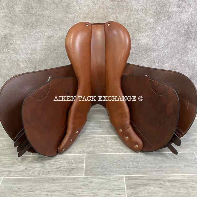 2013 Barnsby Aurora Close Contact Jump Saddle, 18" Seat, Medium Wide Tree, Foam Panels