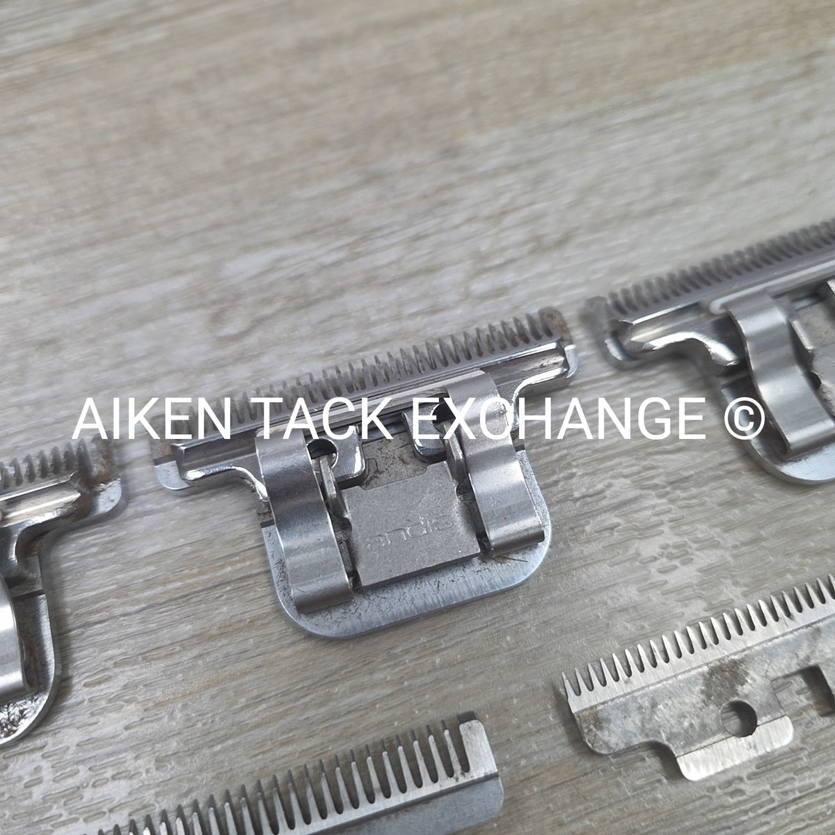 BARGAIN BUNDLE: 4 Andis T-84 UltraEdge Replacement Blades