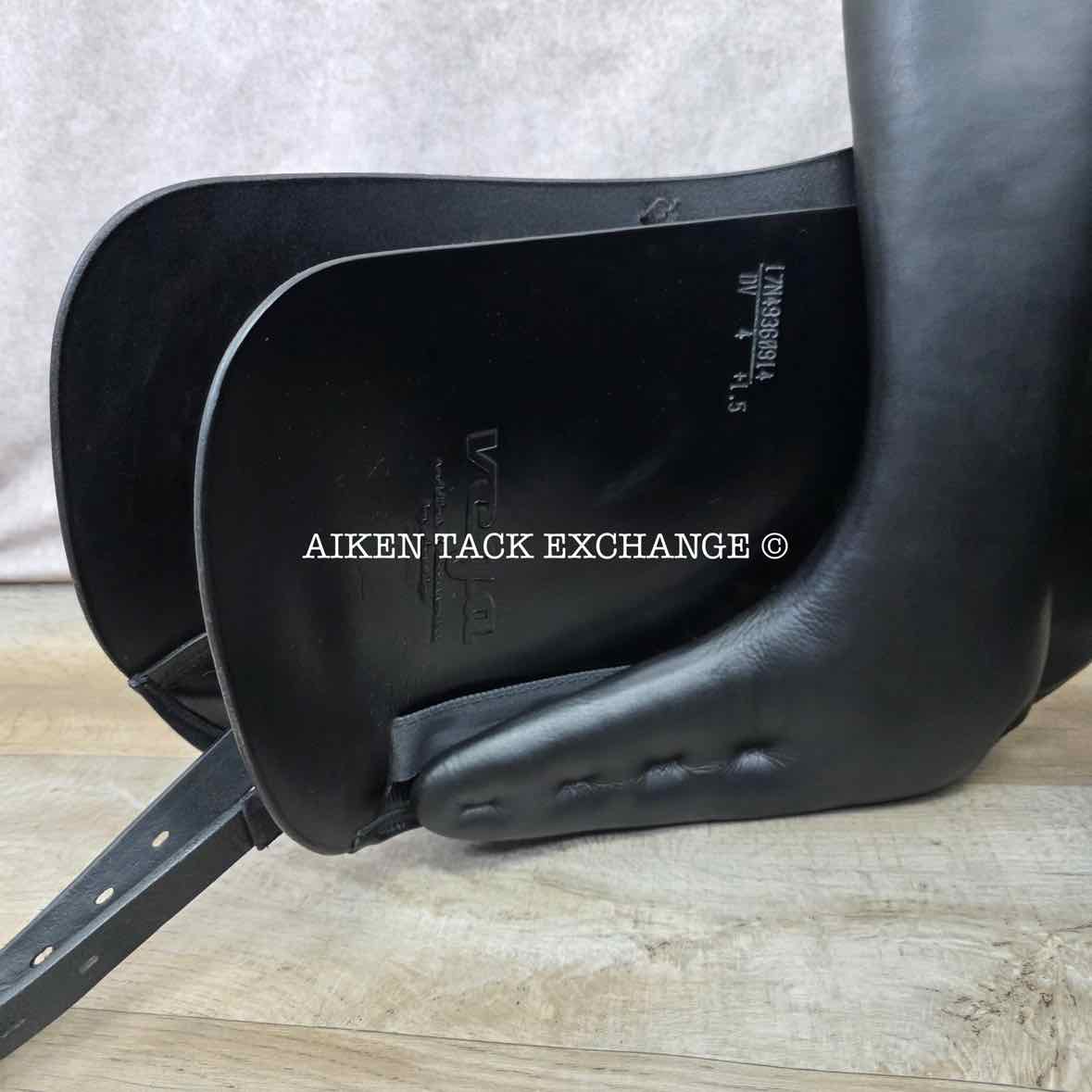 2014 Amerigo Vega Dressage Saddle, 17" Seat, Medium Wide, Wool Flocked Panels