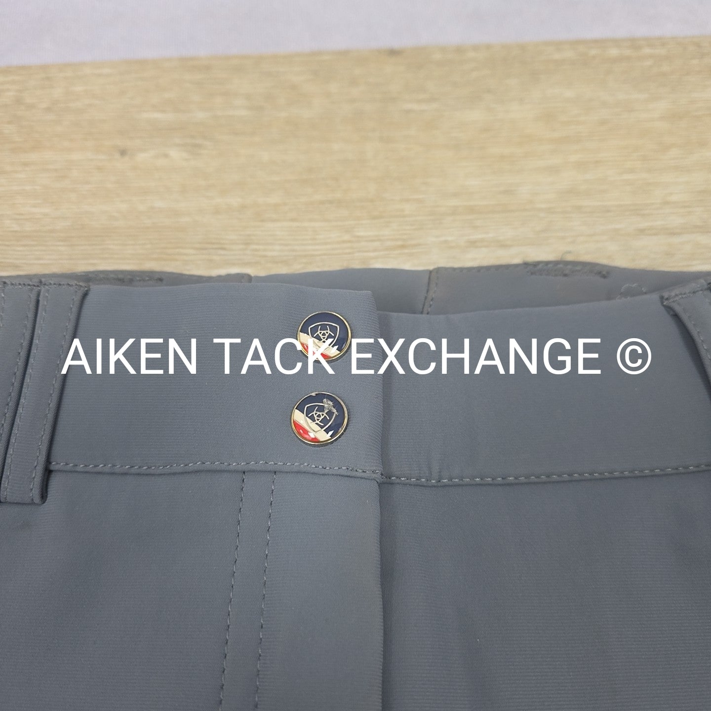 Ariat Tri Factor Silicone Grip Knee Patch Breeches, Size 34R