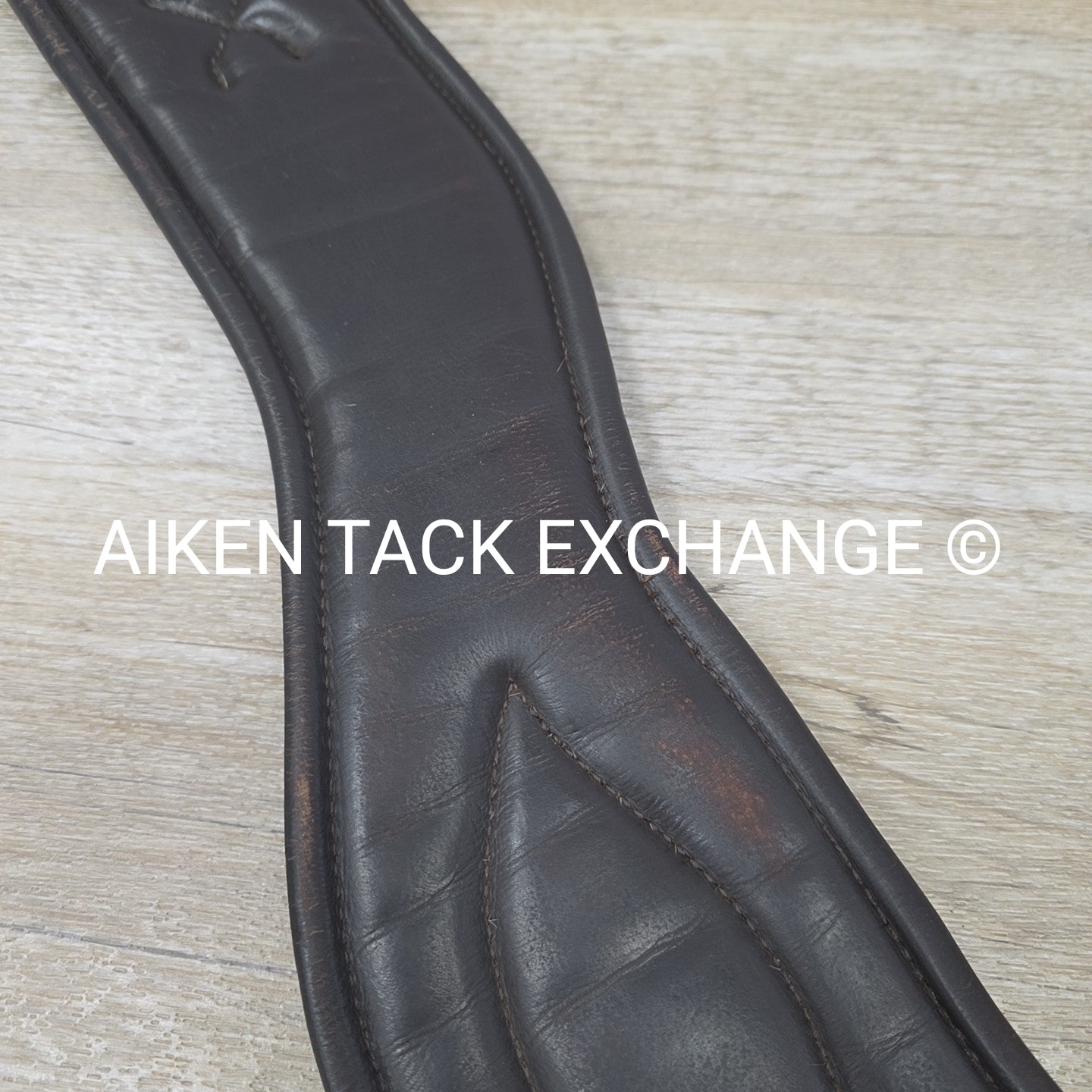 Total Saddle Fit Anatomic Shoulder Relief Girth, Brown, 54"