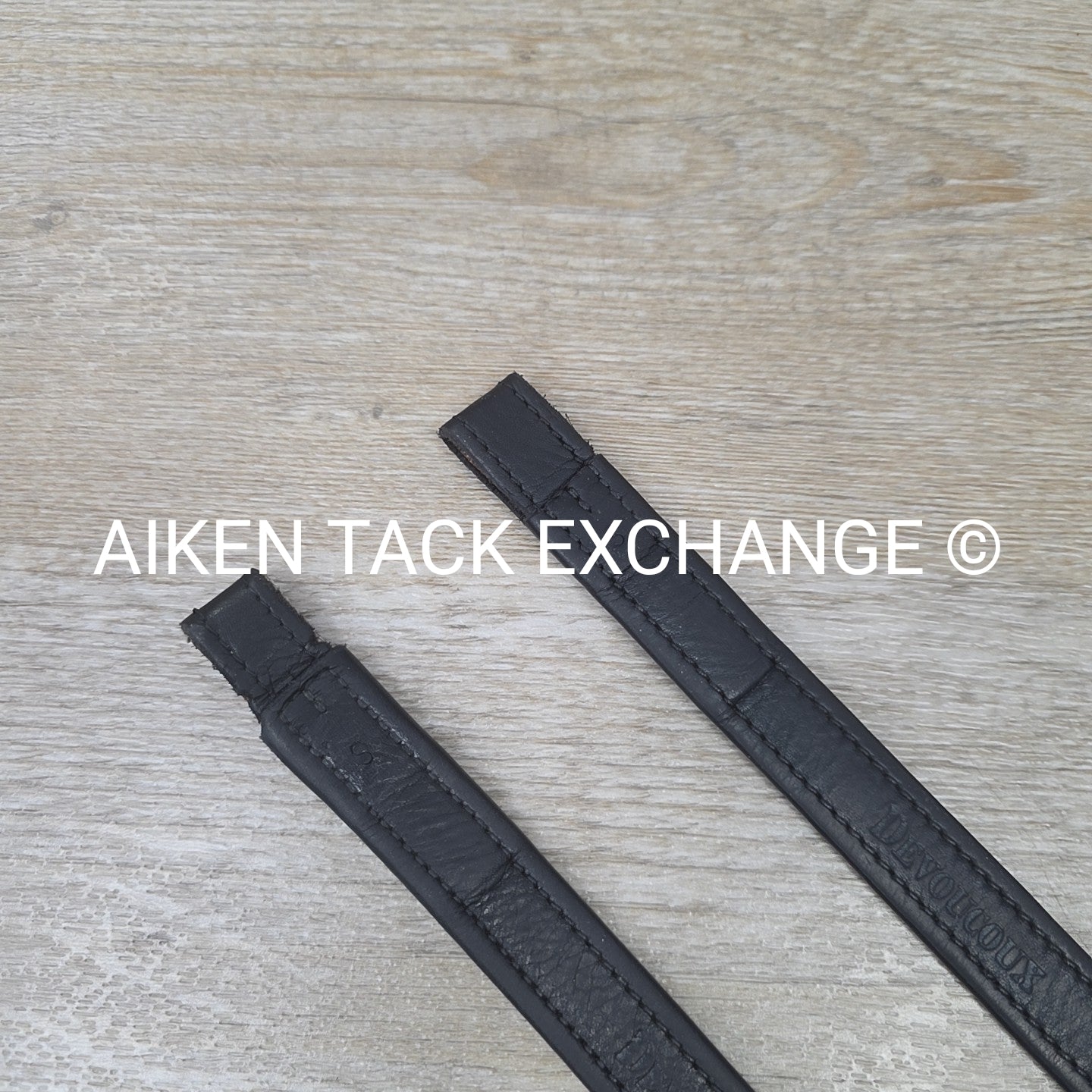Devoucoux Makila Stirrup Leathers, Black, Size Small