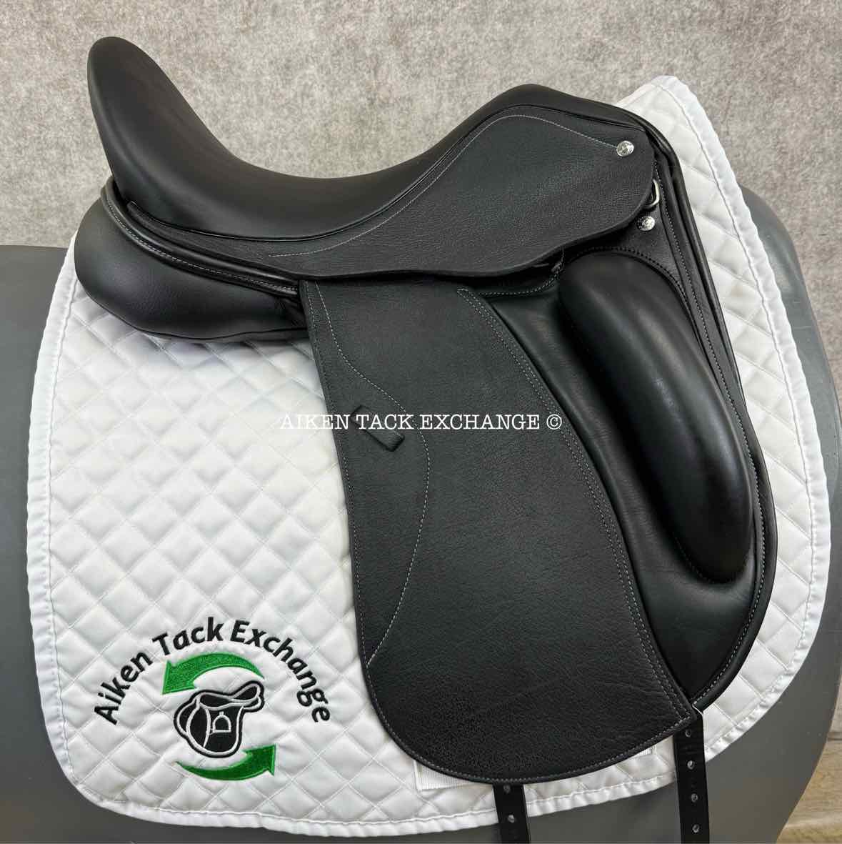 2024 Custom Saddlery Everest R Monoflap Dressage Saddle, 18" Seat, Adjustable Tree, Wool Flocked Panels
