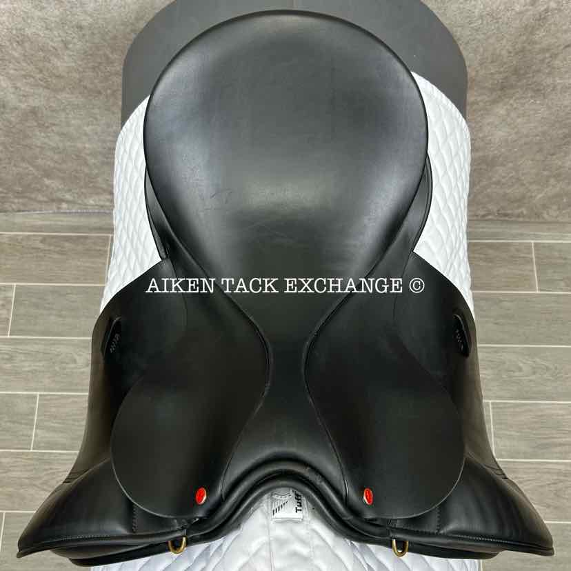 Windsor Elite Dressage Saddle, 17" Seat, Medium Tree, Wool Flocked Panels
