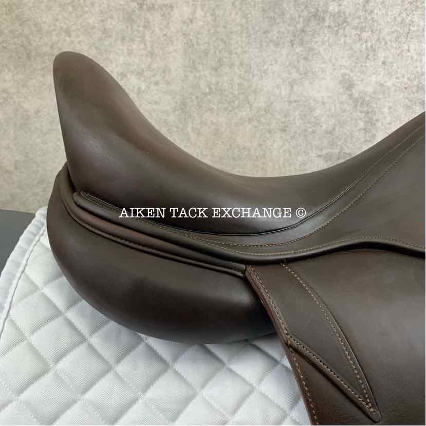 **SOLD** 2010 CWD SE05 Monoflap Dressage Saddle, 18" Seat, 4L Flap, Wide Tree, Foam Panels, Buffalo Leather