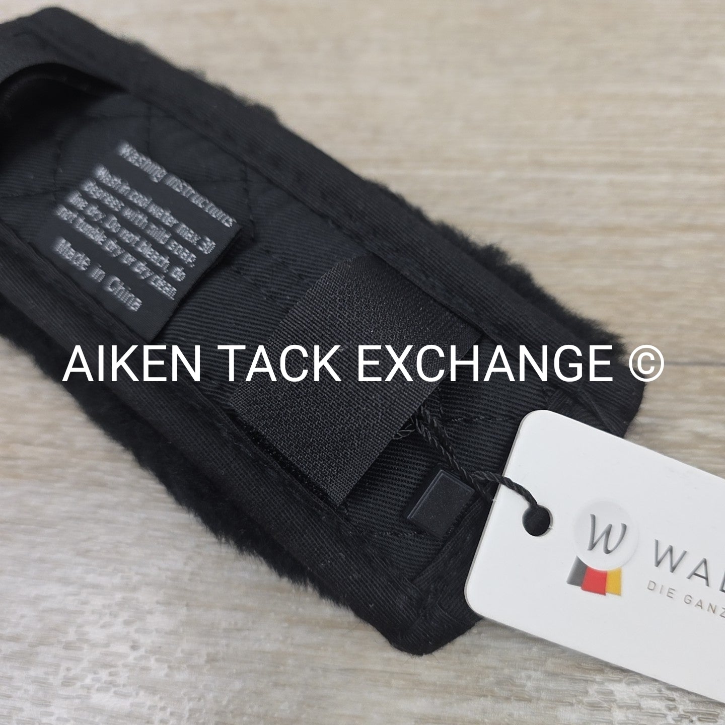 Waldhausen Sheepskin Nose or Chin Protector, Black