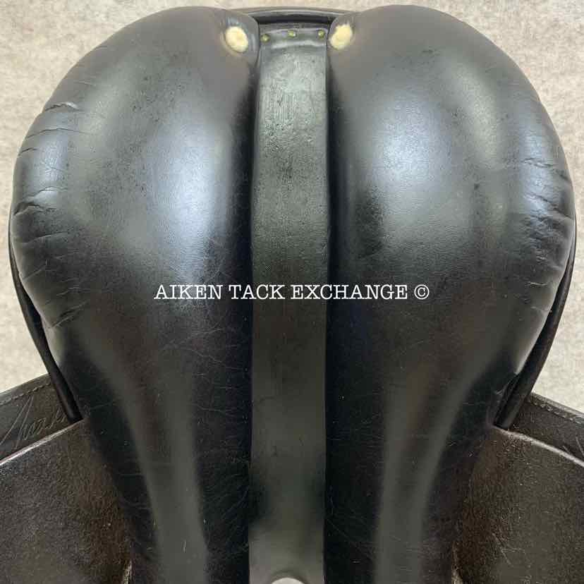 Mark Todd Close Contact Jump Saddle, 17.5" Seat, Medium Narrow Tree, Wool Flocked Panels