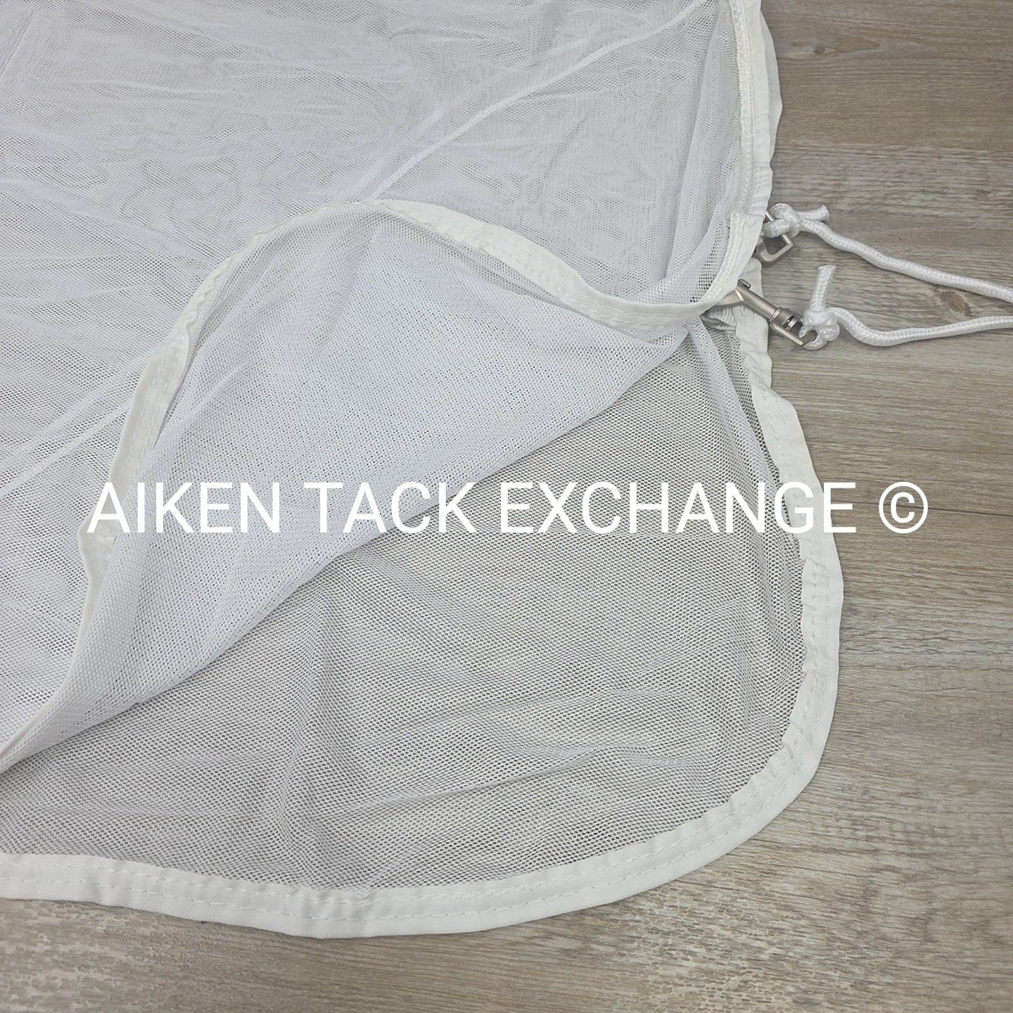 Fenwick Equestrian BodyGuard Mesh Cooler, White (has some marks) 60"