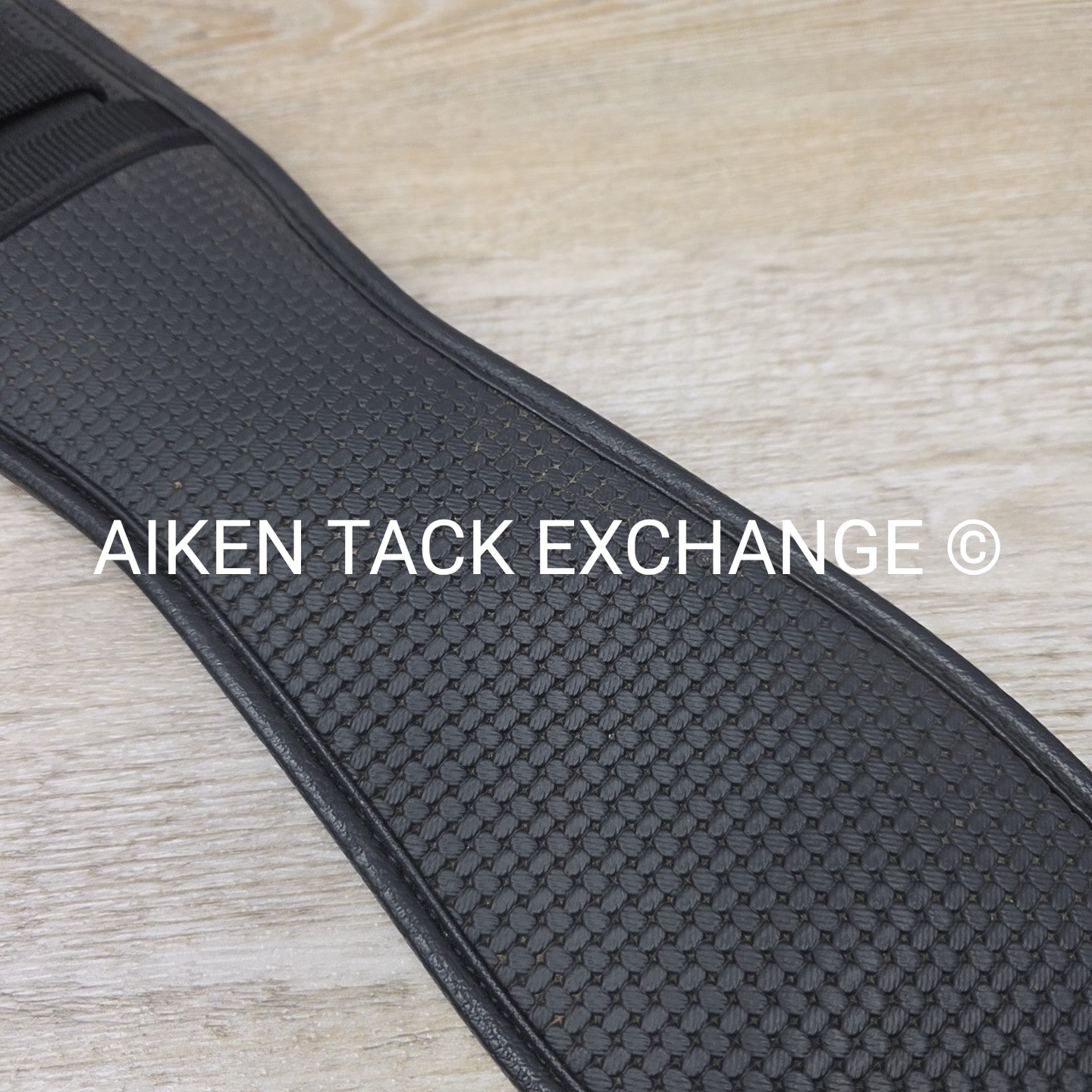 Ovation Airform Dressage Chafeless Girth, Black, 28"