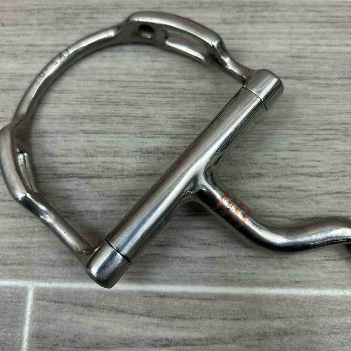 Myler 3 3/8" Medium English Dee with Hooks & Low Medium Wide Ported Barrel MB 33