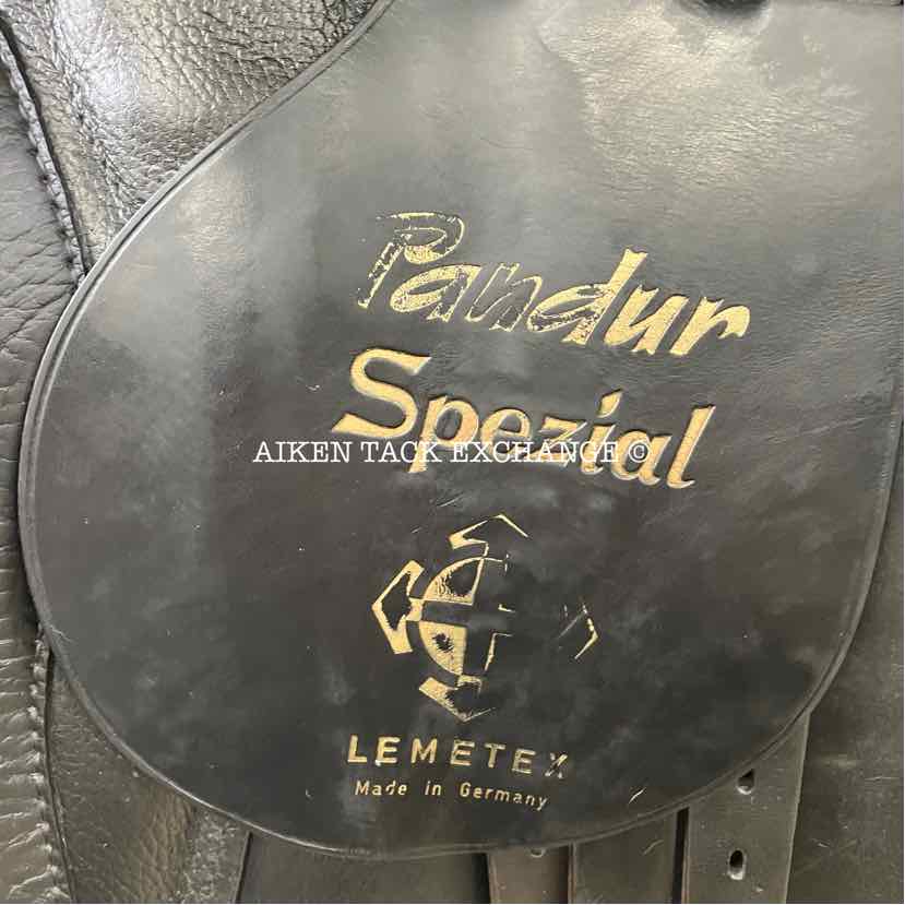 **SOLD**Courbette Lemetex Pandur Spezial All Purpose Saddle, 17.5" Seat, 31 Tree - Medium Wide, Wool Flocked Panels