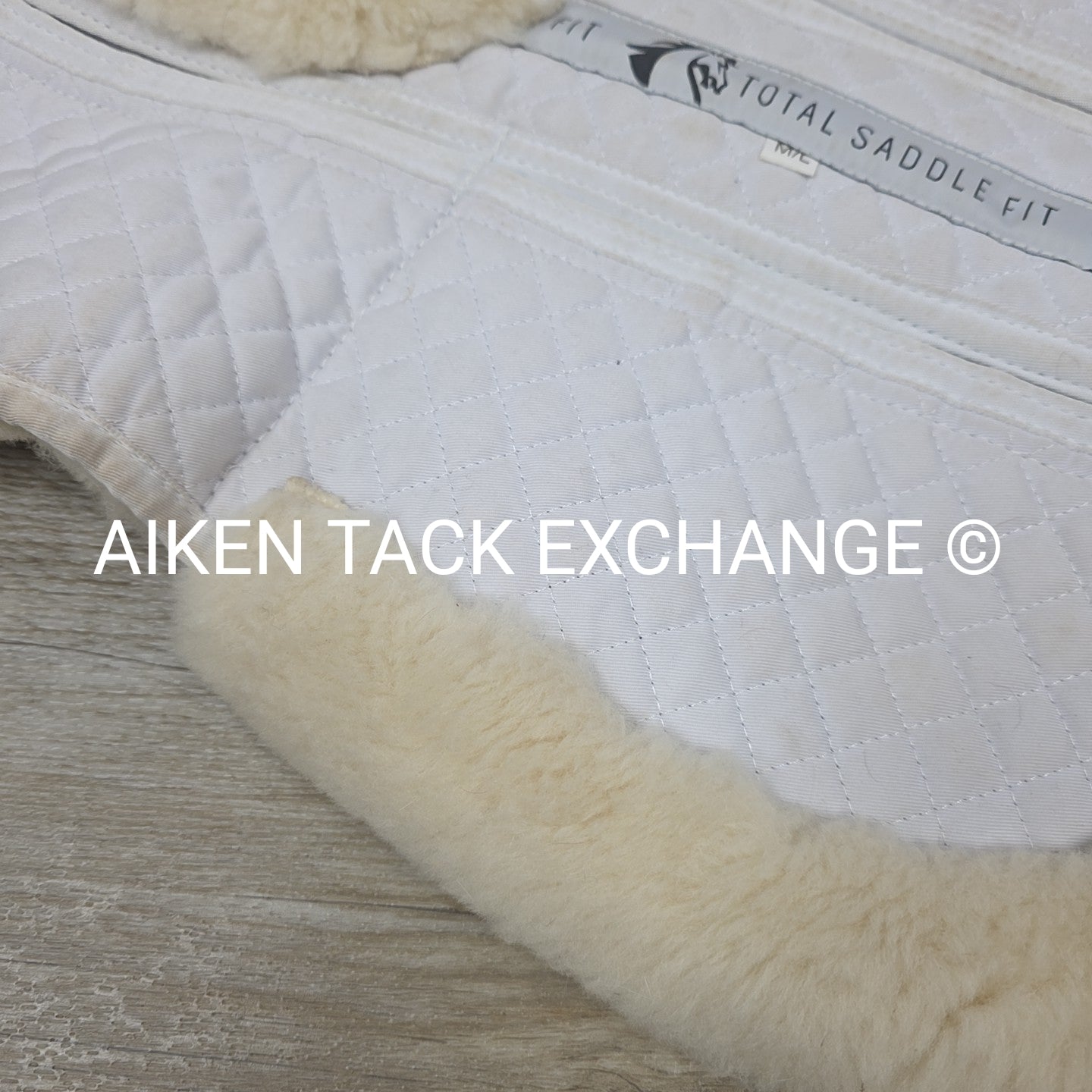 Total Saddle Fit Sheepskin Wither Freedom 6 Point Half Pad, M / L (Does Not come