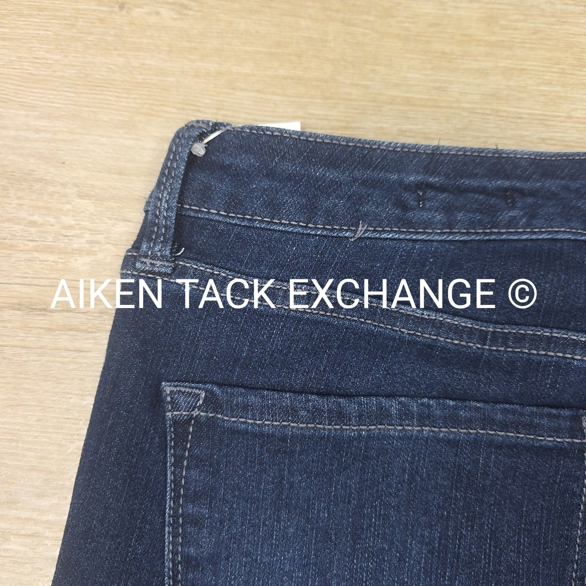 Nine West Gramercy Crop Jeans, Size 10