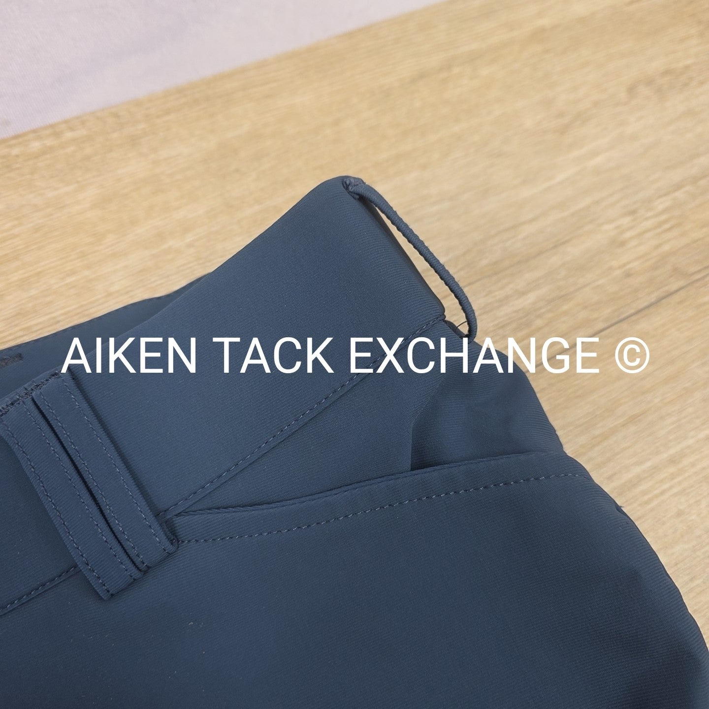 Ariat Tri-Factor Silicone Grip Full Seat Breeches, Size 34 R