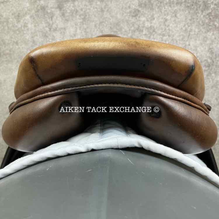 Beval LTD Close Contact Jump Saddle, 17" Seat, Medium Tree, Foam Panels