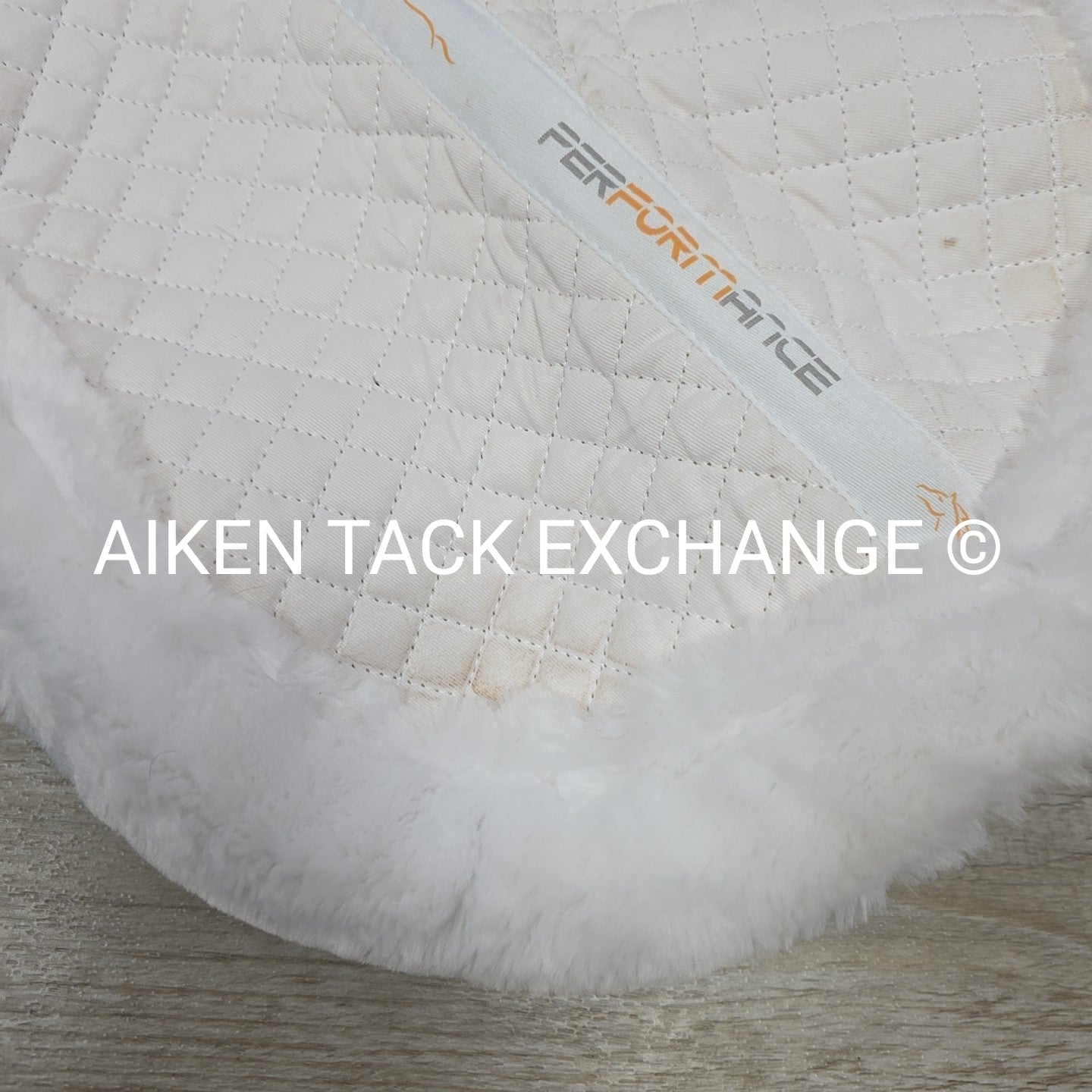 Shires SupaFleece Fully Lined Shaped Saddle Pad, 18"