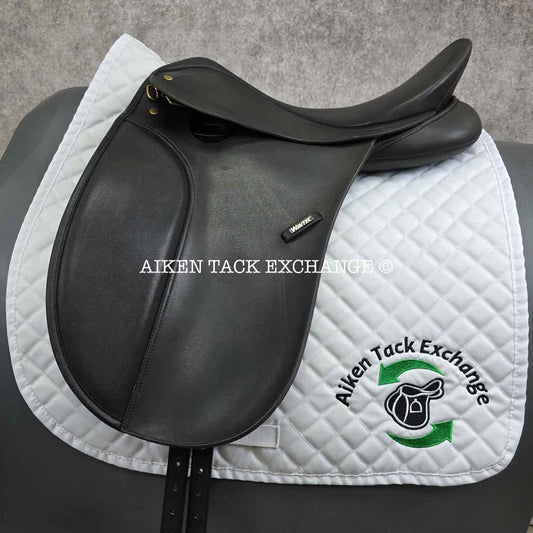 Wintec 500 Dressage Saddle, 17.5" Seat, Adjustable Tree - Changeable Gullet, CAIR Panels