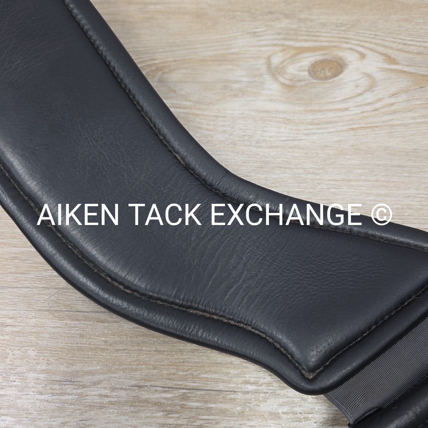 Total Saddle Fit StretchTec Shoulder Relief Dressage Girth 30"