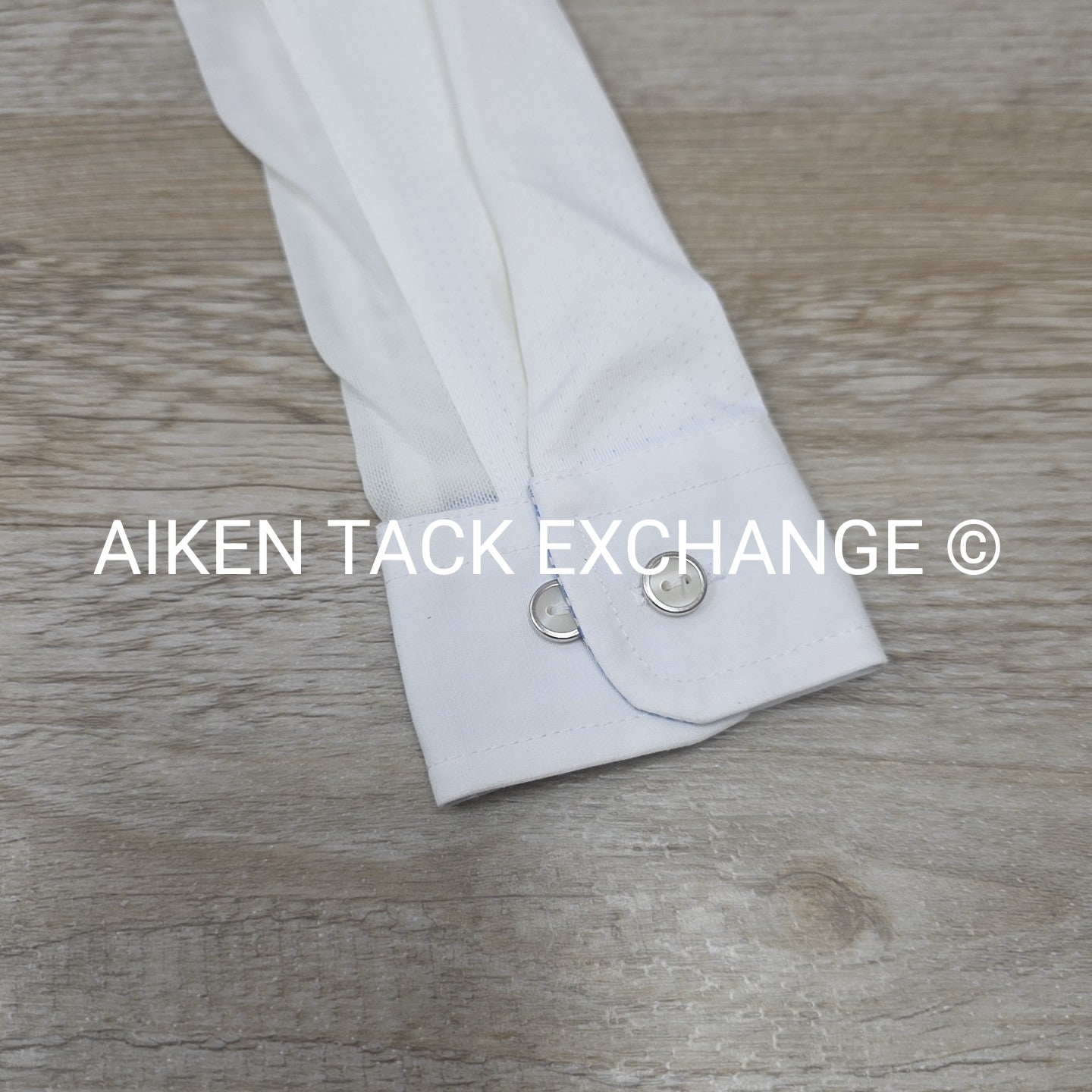 Essex Classics Talent Yarn Long Sleeve Sun Shirt Show Shirt, Size Medium