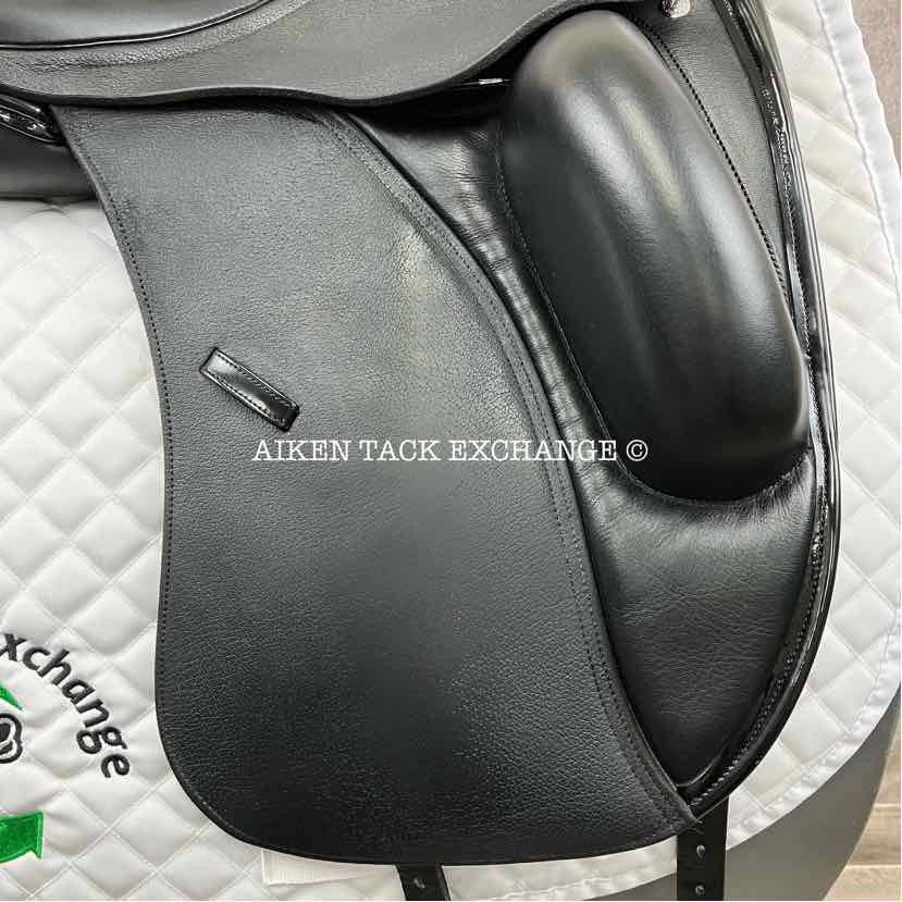 2023 Custom Saddlery Wolfgang Gemini R Monoflap Dressage Saddle, 17.5" Seat, Adjustable Tree, Wool Flocked Panels