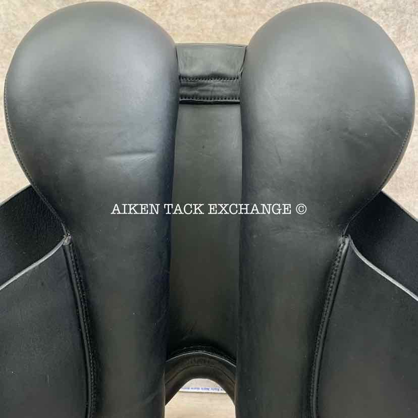 **SOLD** 2023 Zaldi New Generation London Dressage Saddle, 17.5" Seat, Adjustable Tree - Changeable Gullet, Wool Flocked Panels