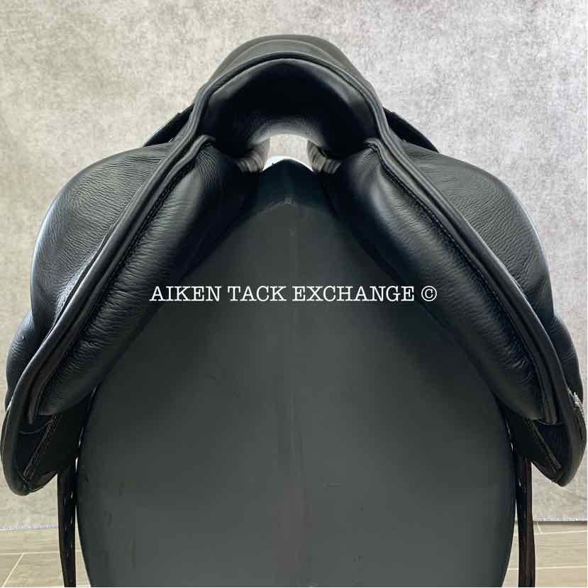 2021 Stubben Zaria Optimum Monoflap Jump Saddle, 17.5" Seat with Biomex, Short Flap, 27 cm Tree - Narrow, Wool Flocked Panels