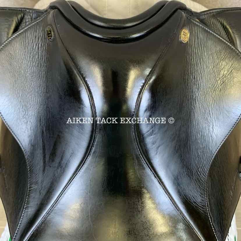 Marcel Toulouse Aachen Dressage Saddle, 17.5" Seat, Medium Tree, Wool Flocked Panels