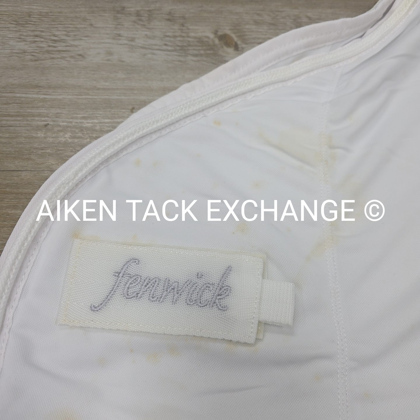 Fenwick Equestrian Therapeutic Jade Cooler, White (has marks), 82"