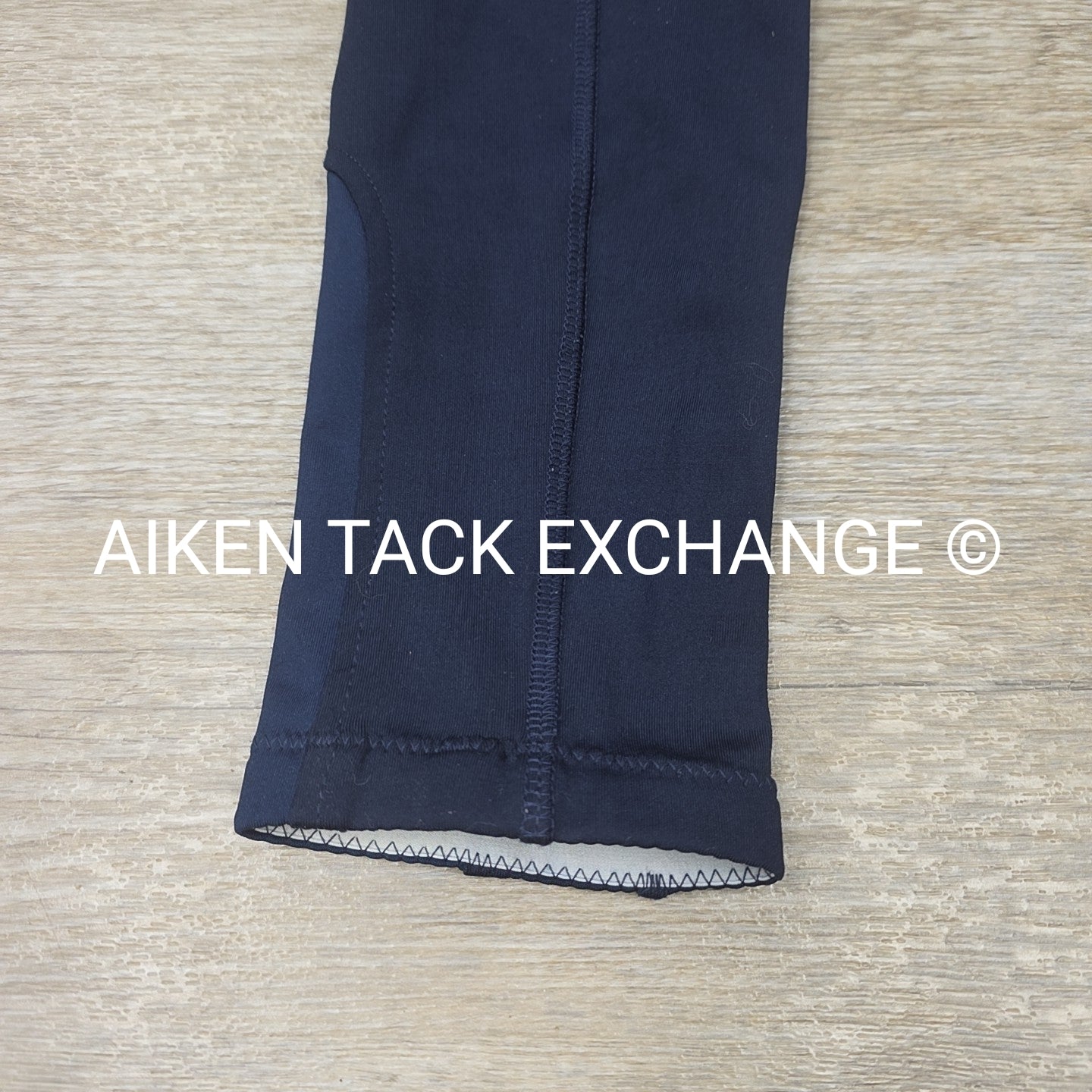 Ovation Aerowick Silicone Grip Full Seat Tights, Size Medium
