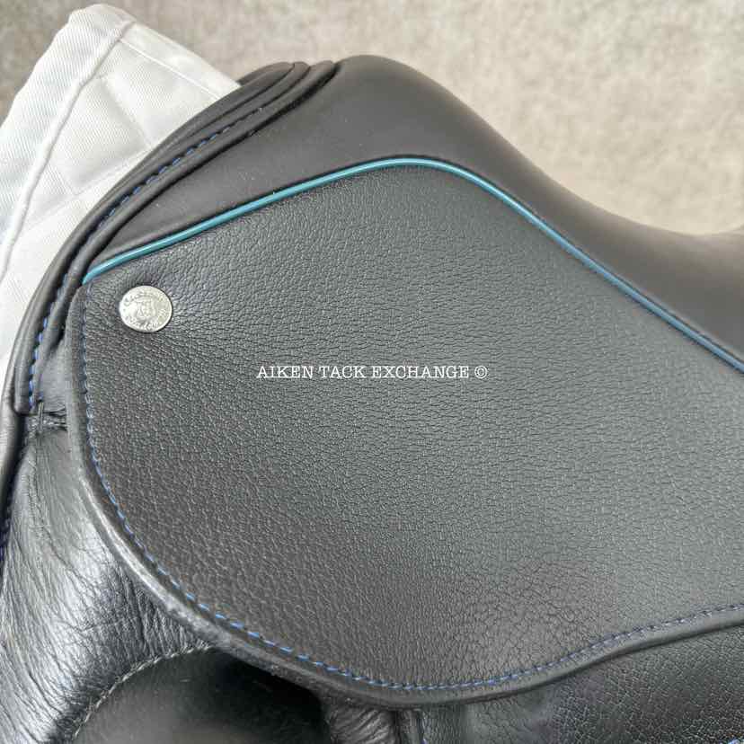2020 Custom Saddlery Icon Star Monoflap Dressage Saddle, 17.5" Seat, Adjustable Tree, Wool Flocked Panels