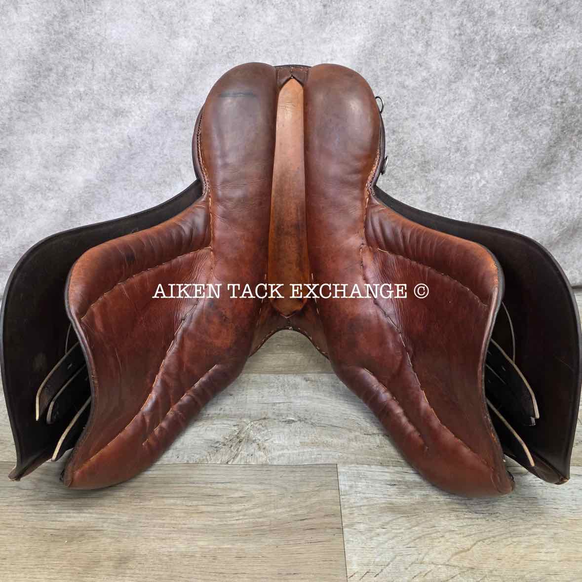 Stubben Siegfried All Purpose Saddle, 17" Seat, 32cm Tree - Wide, Wool Flocked Panels