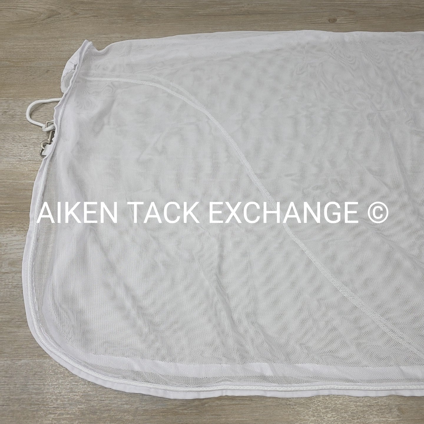 Fenwick Equestrian BodyGuard Mesh Cooler, White (has some marks) 62"