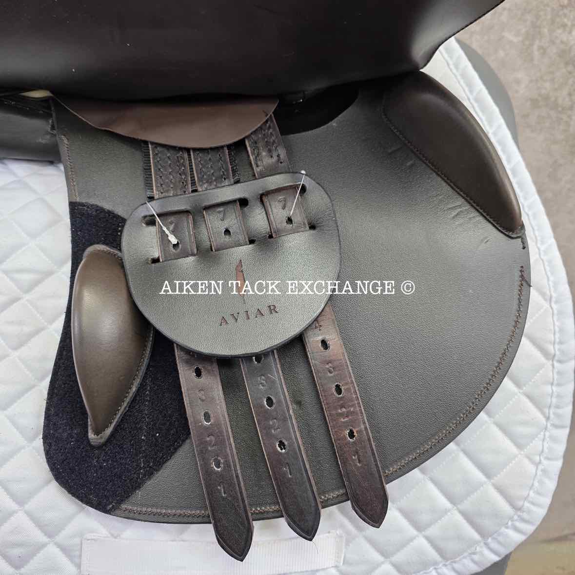 2022 Aviar Ace Close Contact Jump Saddle, 18" Seat, Adjustable Flex Tree, Foam Panels