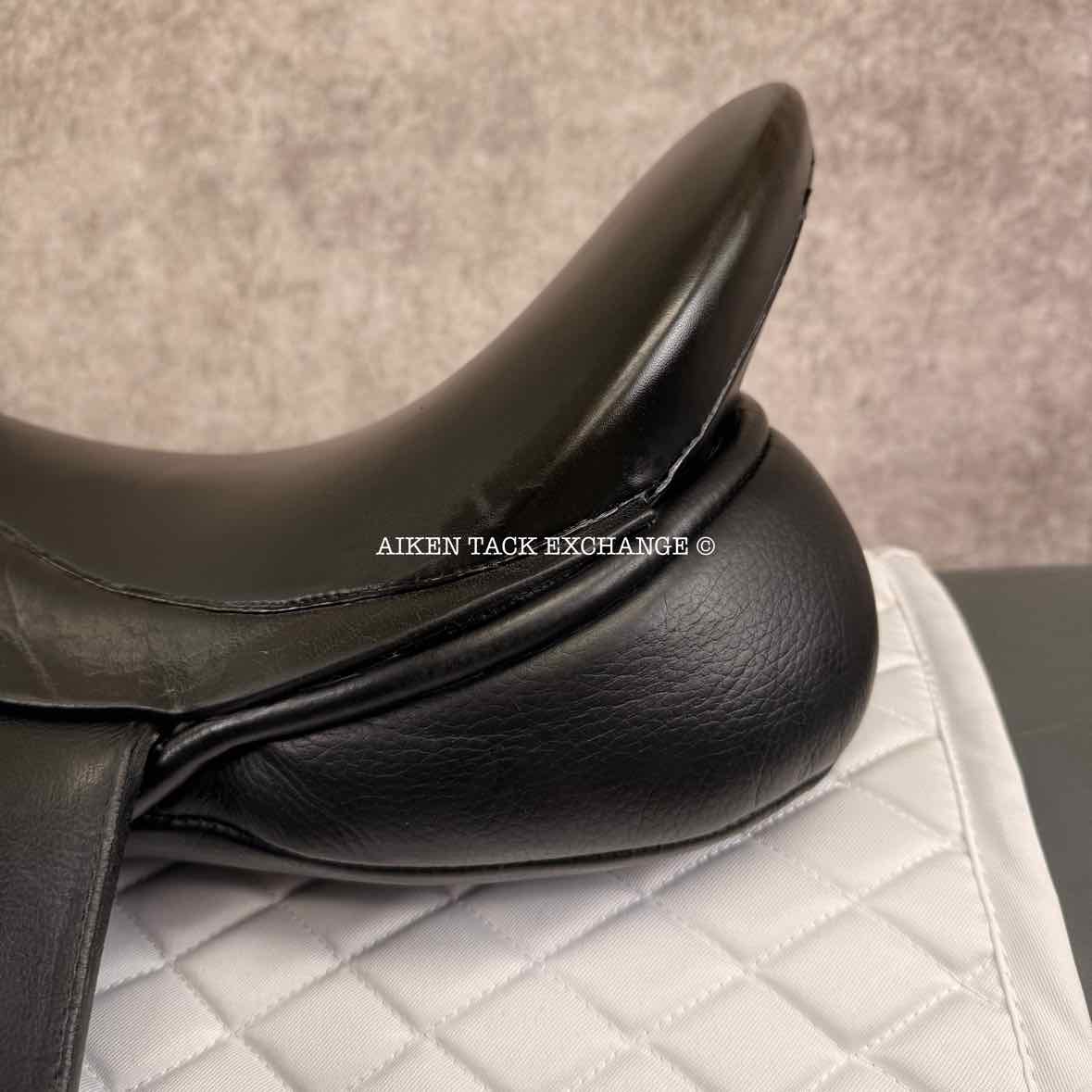 **SOLD** JRD Monoflap Dressage Saddle, 18" Seat, Short Flap, XW Tree, Wool Flocked Panels