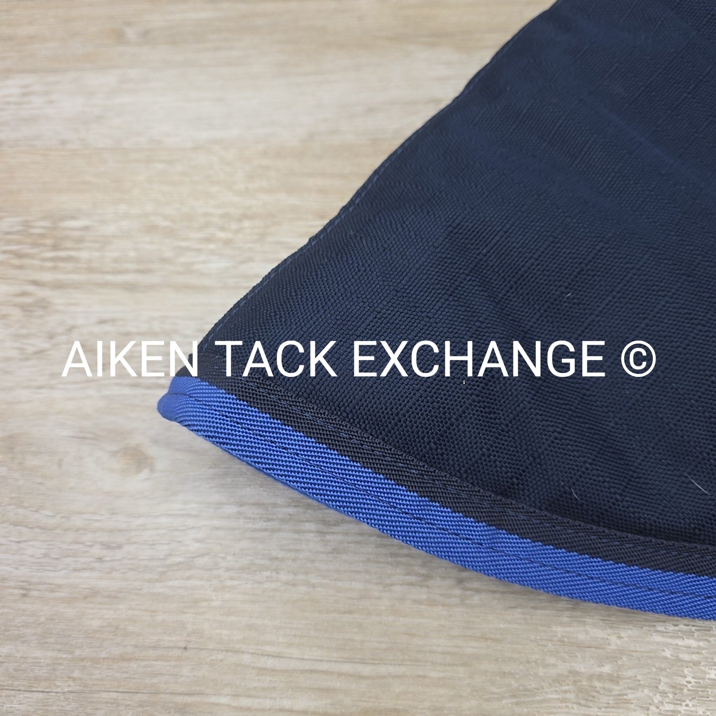 Schneiders ARMORFlex Challenger V-Free Medium Weight Neck Cover,  Size Large